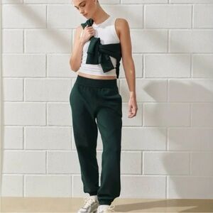 Abercrombie YPB neoKNIT Jogger Sweatpants - dark emerald green, size S short